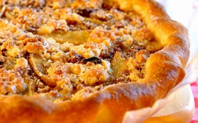 Almonds crumble pears pie