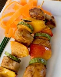 Meat kebabs with nectarines