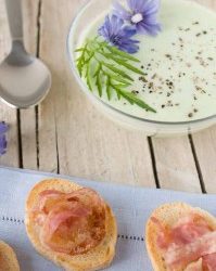 Cucumbers gazpacho with rolled bacon croutons