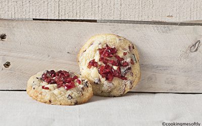 Biscotti al cioccolato bianco e mirtilli rossi # 2