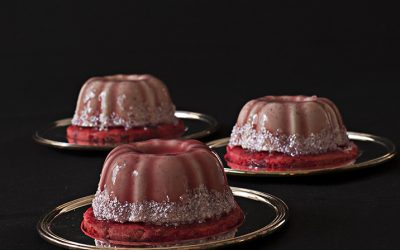 Panna cotta al cioccolato bianco e frutti rossi