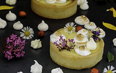 Lemon meringue tarts