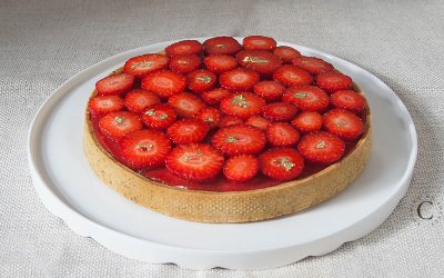 Strawberries, pistachio and vanilla tart