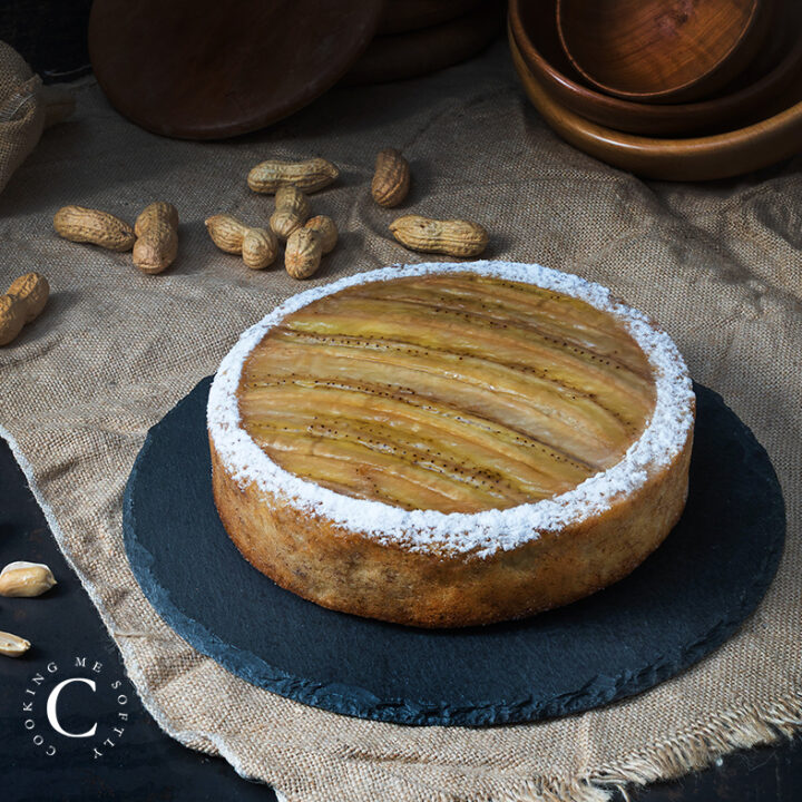 torta rovesciata di banane, arachidi e caramello
